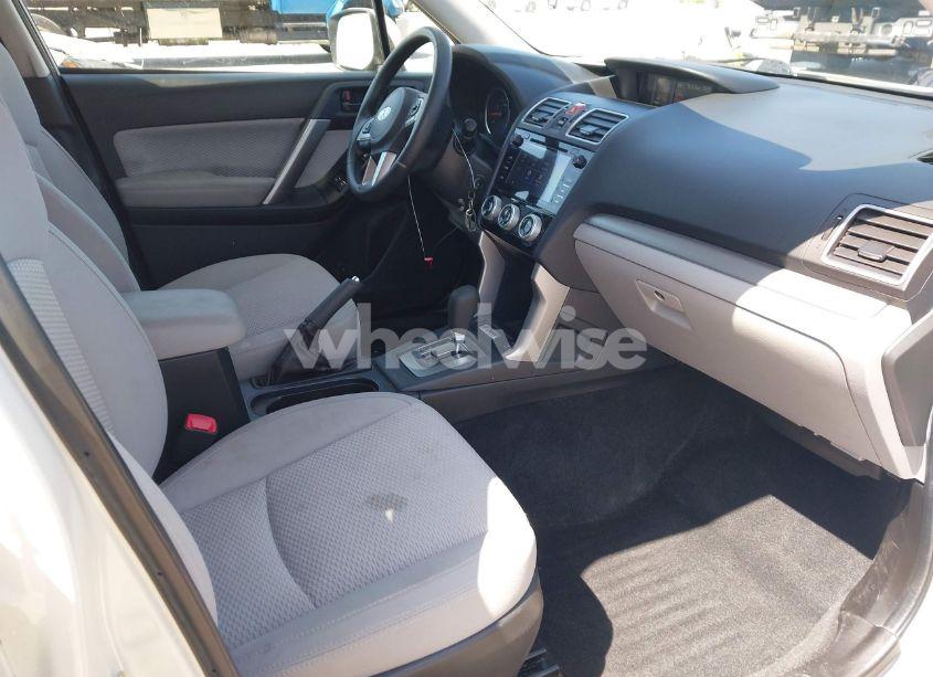 Photo 5 of 2017 Subaru Forester 2.5I PREMIUM (VIN JF2SJAEC5HH526184)