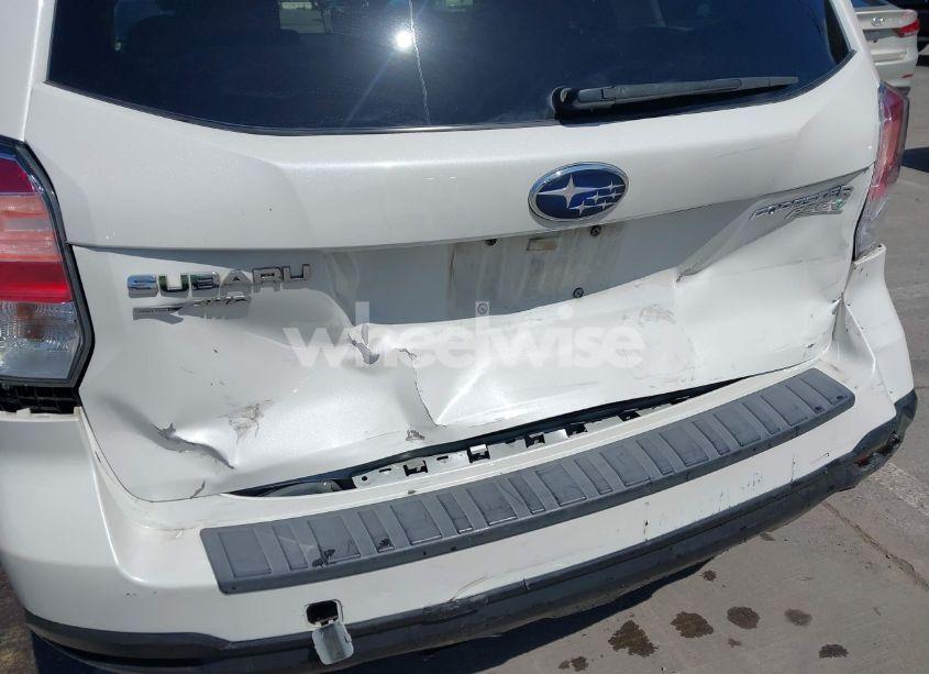 Photo 6 of 2017 Subaru Forester 2.5I PREMIUM (VIN JF2SJAEC5HH526184)