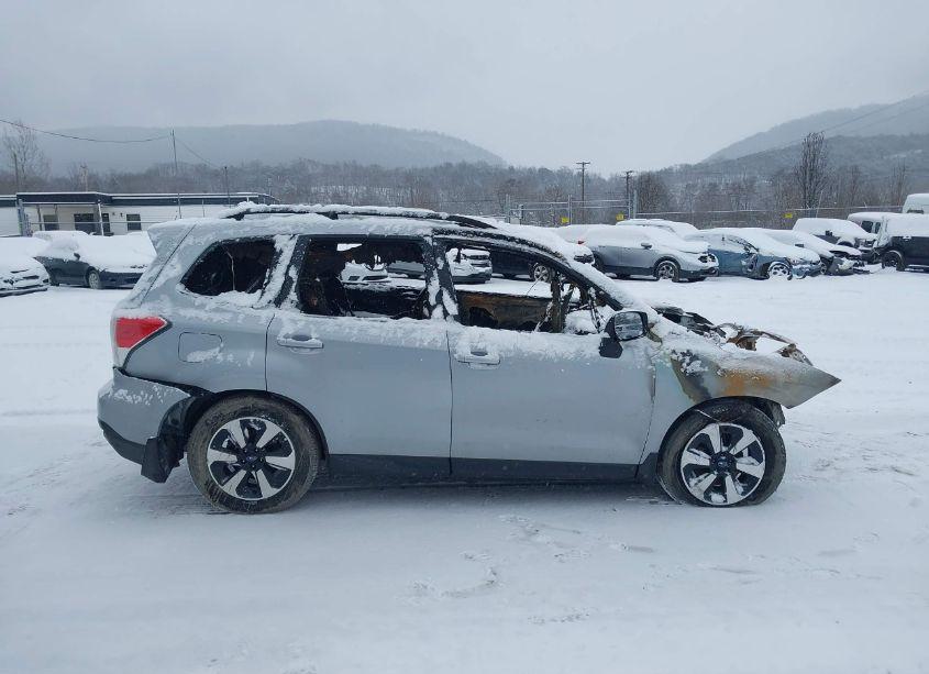 Photo 13 of 2018 Subaru Forester 2.5I PREMIUM (VIN JF2SJAEC5JH440542)