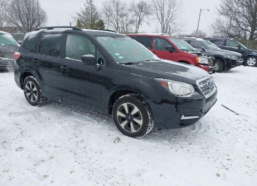 2018 Subaru Forester 2.5I PREMIUM (VIN JF2SJAEC5JH458569) main photo