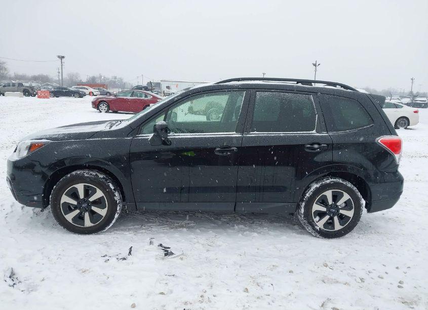 Photo 14 of 2018 Subaru Forester 2.5I PREMIUM (VIN JF2SJAEC5JH458569)