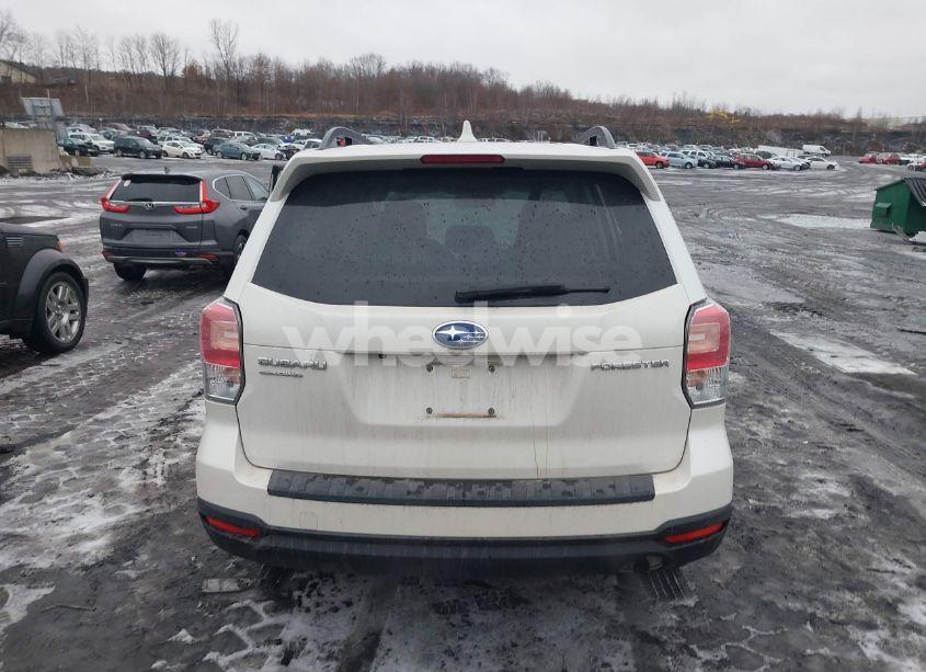 Photo 16 of 2018 Subaru Forester 2.5I PREMIUM (VIN JF2SJAEC5JH576184)