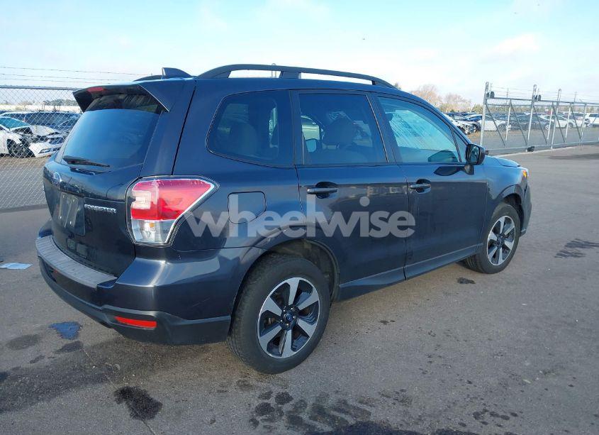 Photo 4 of 2018 Subaru Forester 2.5I PREMIUM (VIN JF2SJAEC5JH608048)