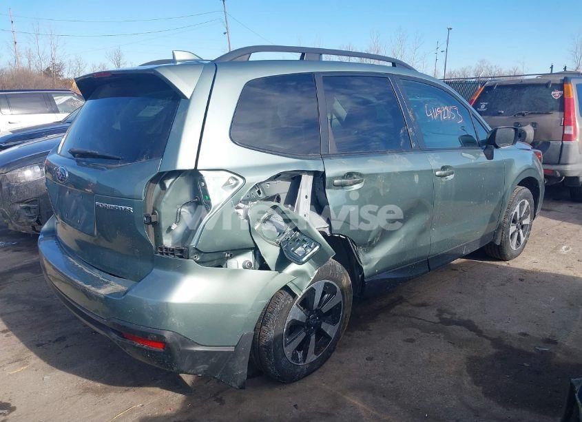 Photo 4 of 2018 Subaru Forester 2.5I PREMIUM (VIN JF2SJAEC5JH613346)