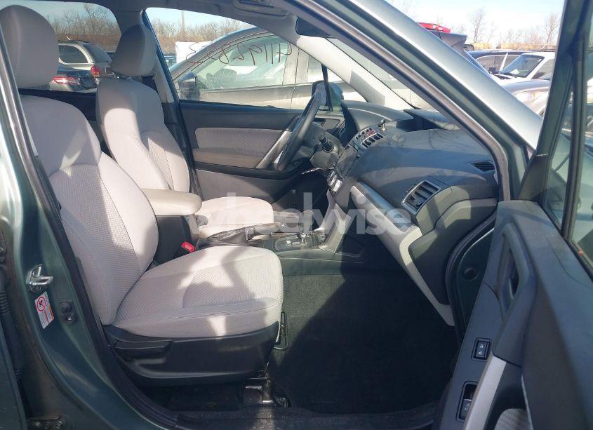 Photo 5 of 2018 Subaru Forester 2.5I PREMIUM (VIN JF2SJAEC5JH613346)