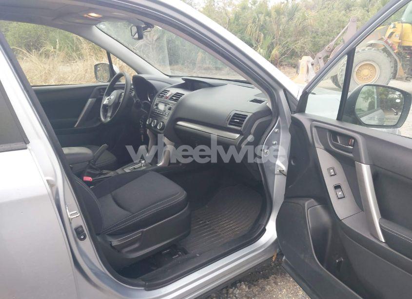 Photo 5 of 2014 Subaru Forester 2.5I PREMIUM (VIN JF2SJAEC6EH402095)
