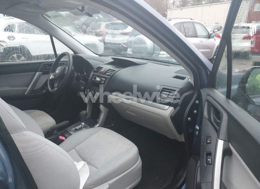 Photo 5 of 2014 Subaru Forester 2.5I PREMIUM (VIN JF2SJAEC6EH510460)