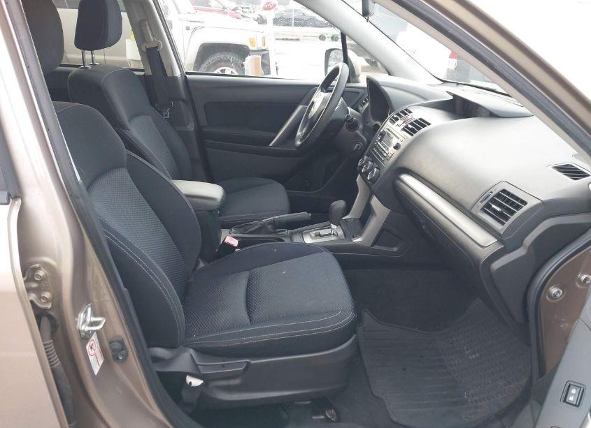 Photo 5 of 2014 Subaru Forester 2.5I PREMIUM (VIN JF2SJAEC6EH526903)