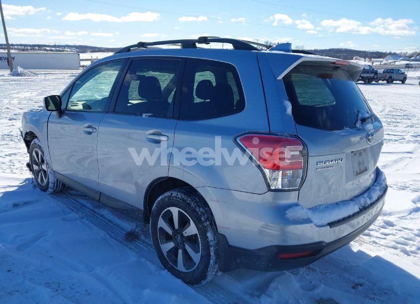 Photo 3 of 2017 Subaru Forester 2.5I PREMIUM (VIN JF2SJAEC6HH434503)