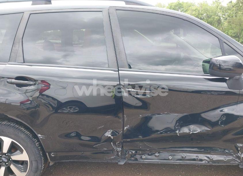 Photo 13 of 2017 Subaru Forester 2.5I PREMIUM (VIN JF2SJAEC6HH543964)