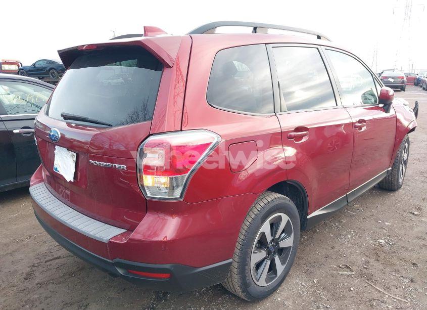 Photo 4 of 2018 Subaru Forester 2.5I PREMIUM (VIN JF2SJAEC6JH407260)