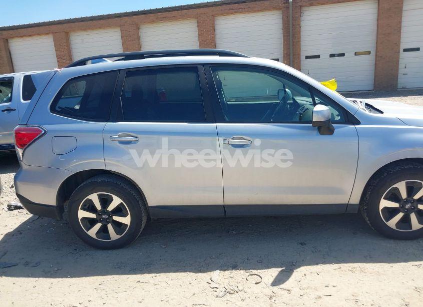 Photo 13 of 2018 Subaru Forester 2.5I PREMIUM (VIN JF2SJAEC6JH553528)