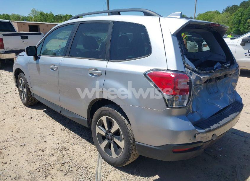 Photo 3 of 2018 Subaru Forester 2.5I PREMIUM (VIN JF2SJAEC6JH553528)