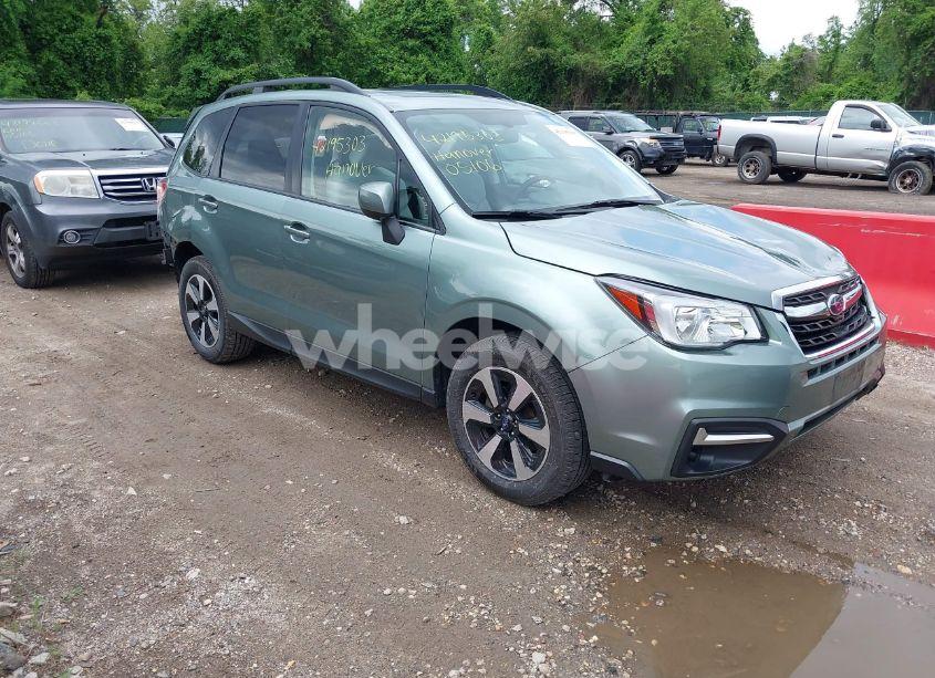2018 Subaru Forester 2.5I PREMIUM (VIN JF2SJAEC6JH605126) main photo