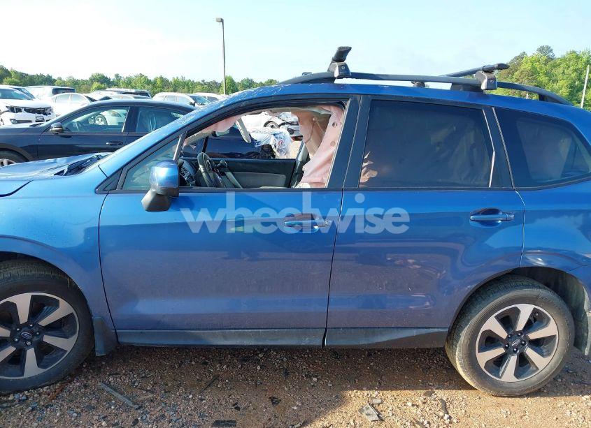 Photo 13 of 2017 Subaru Forester 2.5I PREMIUM (VIN JF2SJAEC7HH463847)