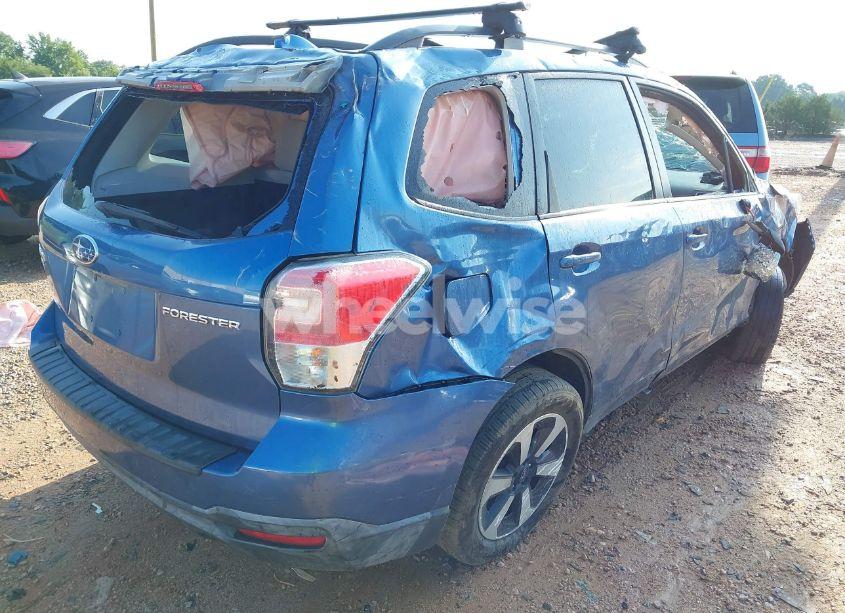 Photo 4 of 2017 Subaru Forester 2.5I PREMIUM (VIN JF2SJAEC7HH463847)