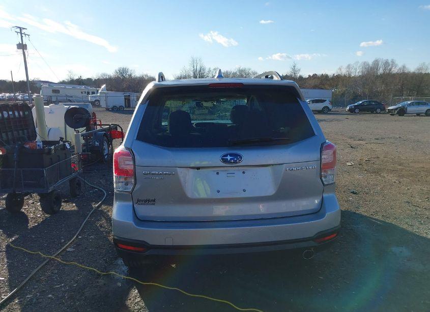 Photo 16 of 2018 Subaru Forester 2.5I PREMIUM (VIN JF2SJAEC7JH423094)
