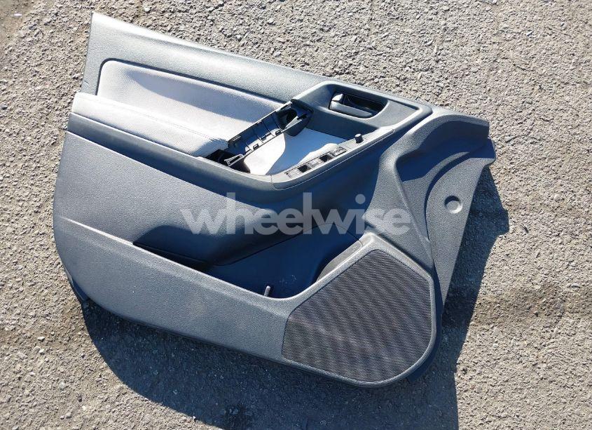 Photo 12 of 2014 Subaru Forester 2.5I PREMIUM (VIN JF2SJAEC8EH402454)