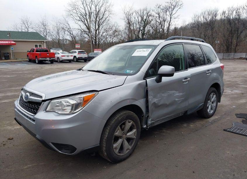 Photo 2 of 2014 Subaru Forester 2.5I PREMIUM (VIN JF2SJAEC8EH531617)