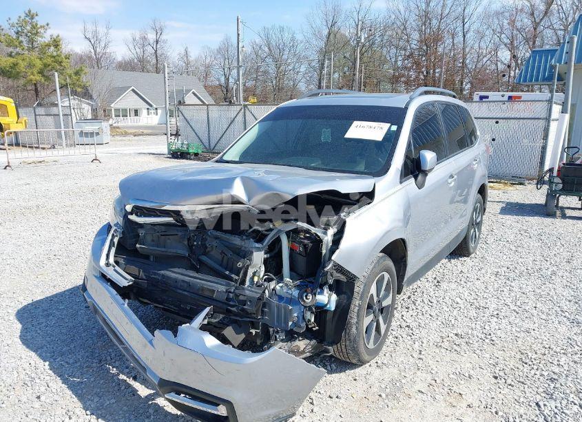 Photo 6 of 2017 Subaru Forester 2.5I PREMIUM (VIN JF2SJAEC8HH401342)