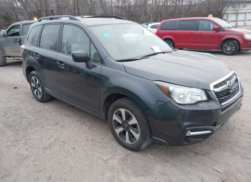 2017 Subaru Forester 2.5I PREMIUM (VIN JF2SJAEC8HH402765) main photo