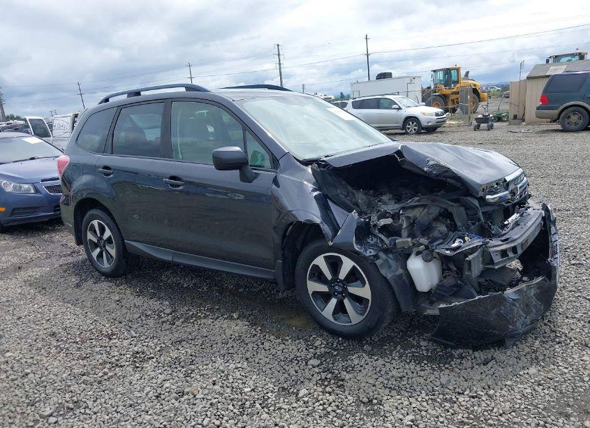 2017 Subaru Forester 2.5I PREMIUM (VIN JF2SJAEC8HH412227) main photo