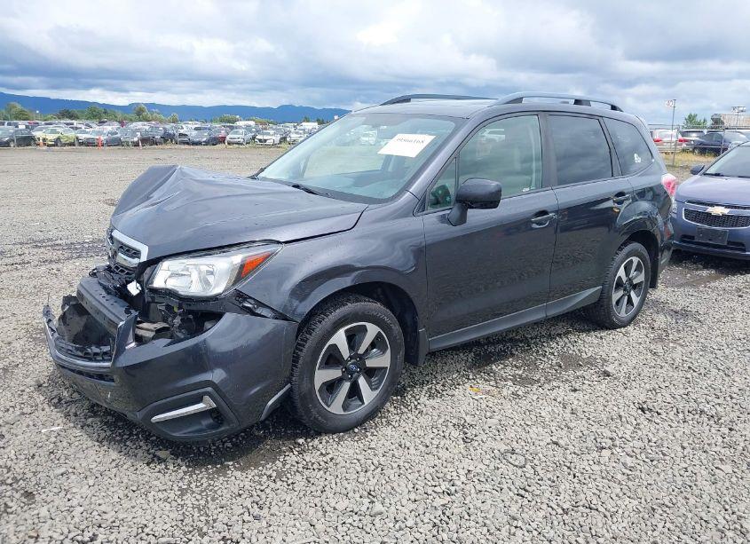 Photo 2 of 2017 Subaru Forester 2.5I PREMIUM (VIN JF2SJAEC8HH412227)