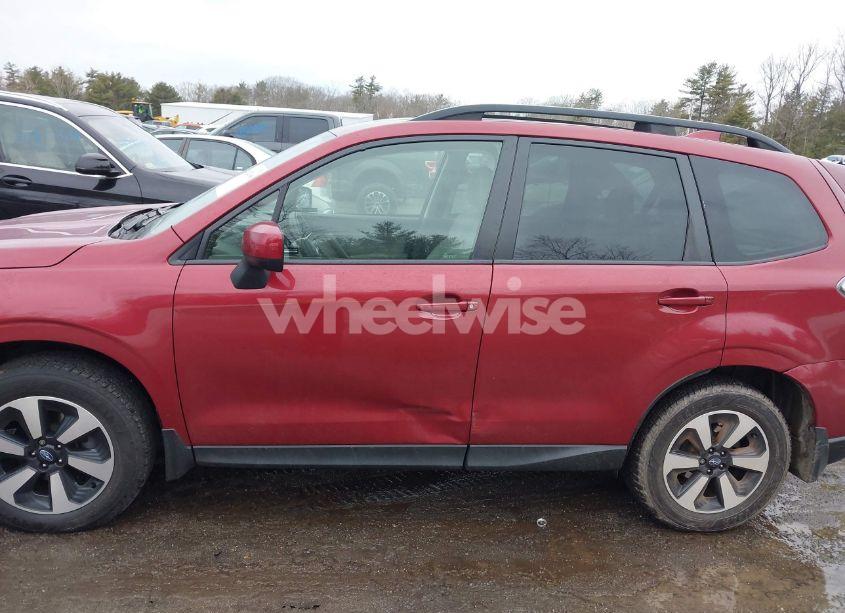 Photo 14 of 2018 Subaru Forester 2.5I PREMIUM (VIN JF2SJAEC8JH414615)