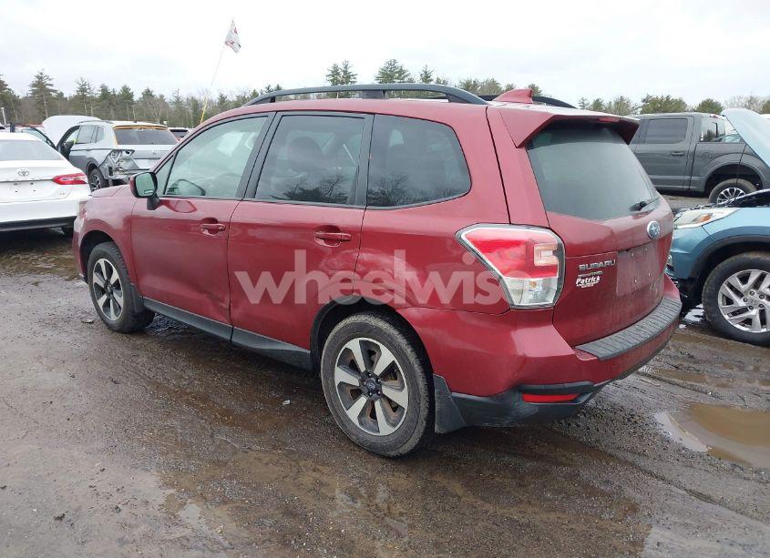 Photo 3 of 2018 Subaru Forester 2.5I PREMIUM (VIN JF2SJAEC8JH414615)