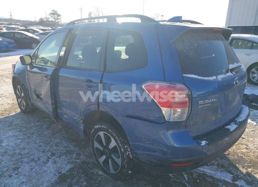 Photo 3 of 2018 Subaru Forester 2.5I PREMIUM (VIN JF2SJAEC8JH429910)