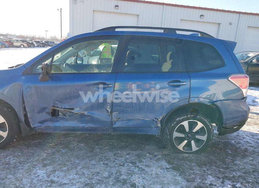 Photo 6 of 2018 Subaru Forester 2.5I PREMIUM (VIN JF2SJAEC8JH429910)