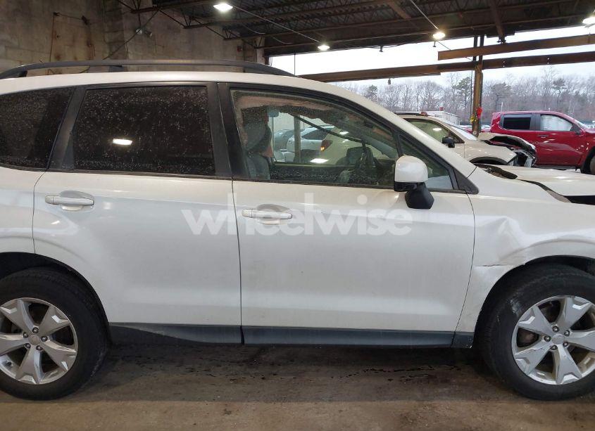 Photo 14 of 2014 Subaru Forester 2.5I PREMIUM (VIN JF2SJAEC9EH439173)