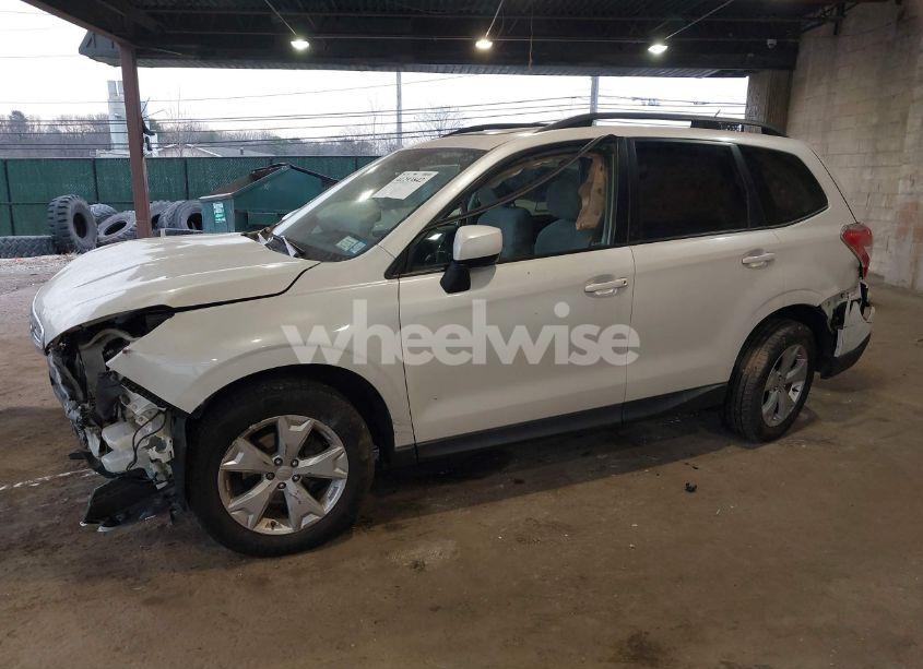 Photo 2 of 2014 Subaru Forester 2.5I PREMIUM (VIN JF2SJAEC9EH439173)