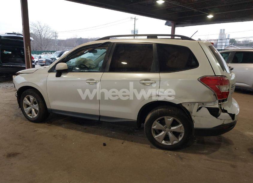 Photo 3 of 2014 Subaru Forester 2.5I PREMIUM (VIN JF2SJAEC9EH439173)