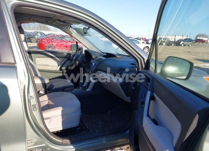 Photo 5 of 2014 Subaru Forester 2.5I PREMIUM (VIN JF2SJAEC9EH465515)