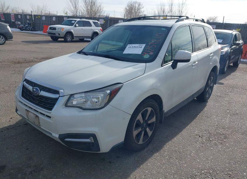 Photo 2 of 2017 Subaru Forester 2.5I PREMIUM (VIN JF2SJAEC9HH477605)