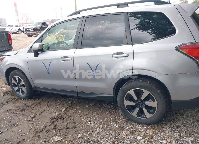 Photo 14 of 2017 Subaru Forester 2.5I PREMIUM (VIN JF2SJAEC9HH540587)