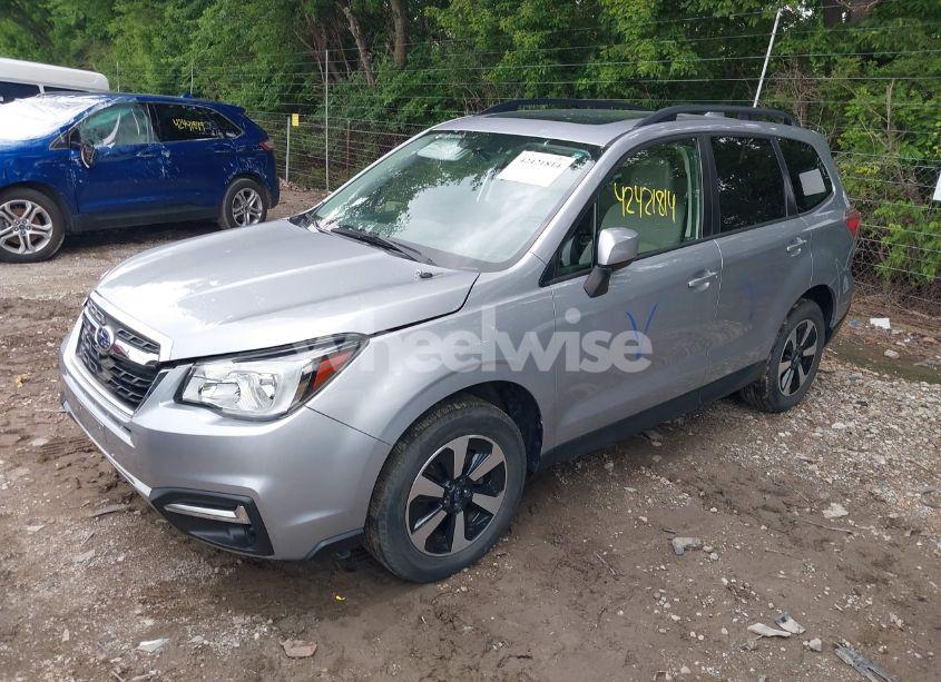 Photo 2 of 2017 Subaru Forester 2.5I PREMIUM (VIN JF2SJAEC9HH540587)