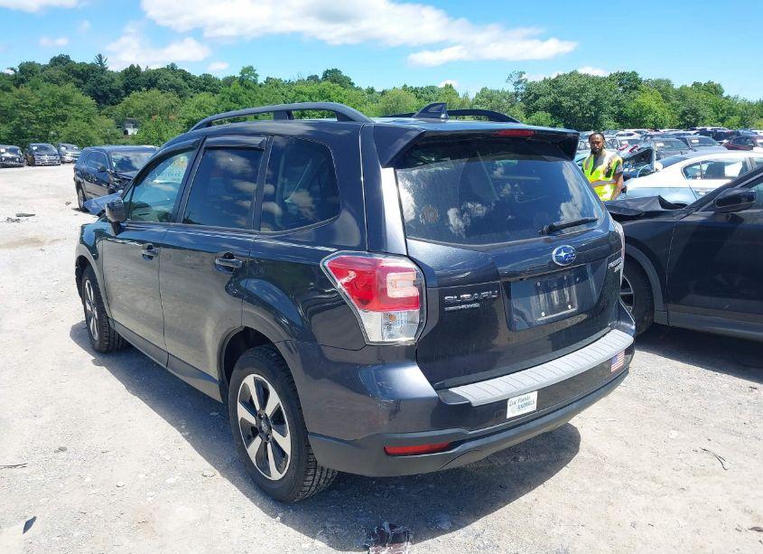 Photo 3 of 2017 Subaru Forester 2.5I PREMIUM (VIN JF2SJAEC9HH550097)