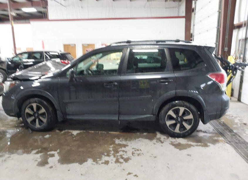 Photo 14 of 2017 Subaru Forester 2.5I PREMIUM (VIN JF2SJAEC9HH596402)