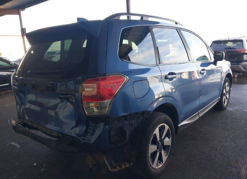 Photo 4 of 2017 Subaru Forester 2.5I PREMIUM (VIN JF2SJAEC9HH809123)