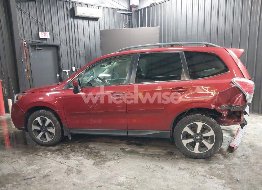 Photo 15 of 2018 Subaru Forester 2.5I PREMIUM (VIN JF2SJAEC9JH524752)