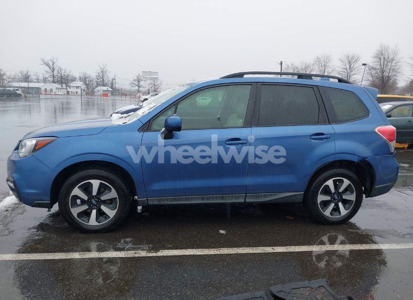 Photo 15 of 2018 Subaru Forester 2.5I PREMIUM (VIN JF2SJAEC9JH576012)