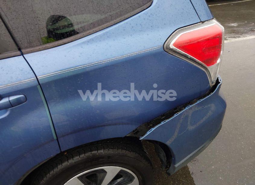 Photo 6 of 2018 Subaru Forester 2.5I PREMIUM (VIN JF2SJAEC9JH576012)