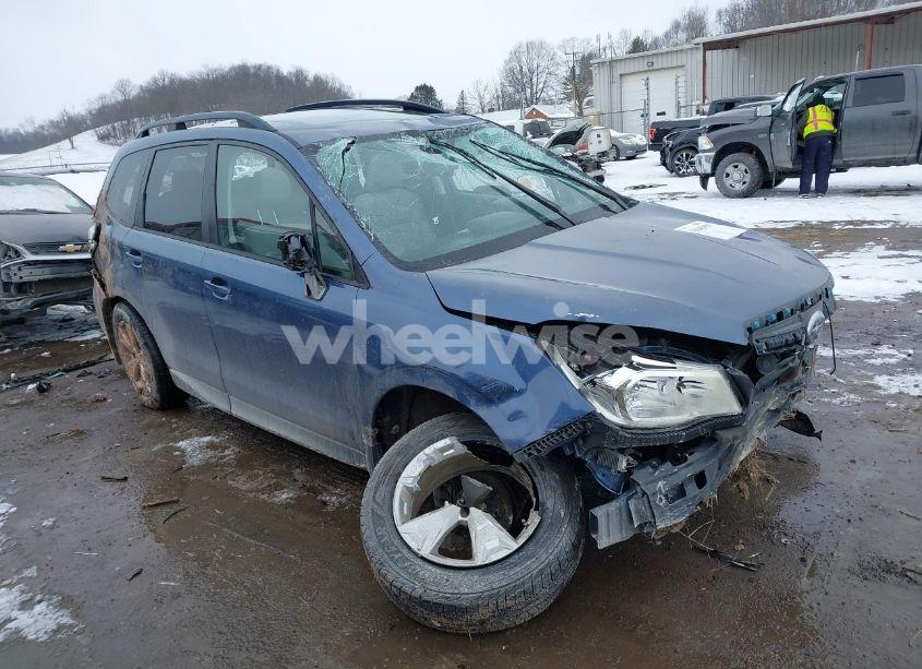 2014 Subaru Forester 2.5I PREMIUM (VIN JF2SJAECXEH421197) main photo