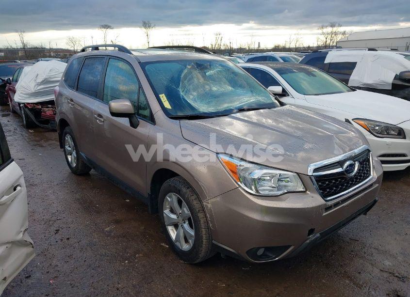 2014 Subaru Forester 2.5I PREMIUM (VIN JF2SJAECXEH495672) main photo