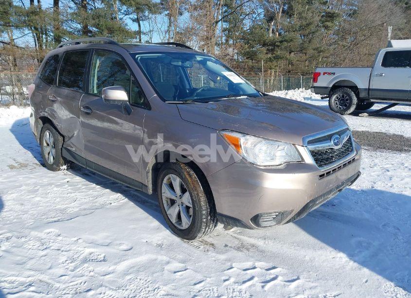 2014 Subaru Forester 2.5I PREMIUM (VIN JF2SJAECXEH501549) main photo