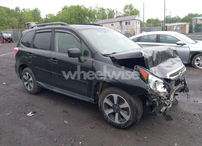 2017 Subaru Forester 2.5I PREMIUM (VIN JF2SJAECXHH519862) main photo