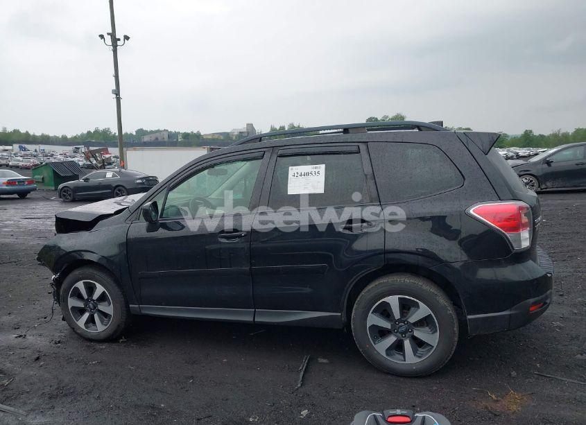 Photo 14 of 2017 Subaru Forester 2.5I PREMIUM (VIN JF2SJAECXHH519862)