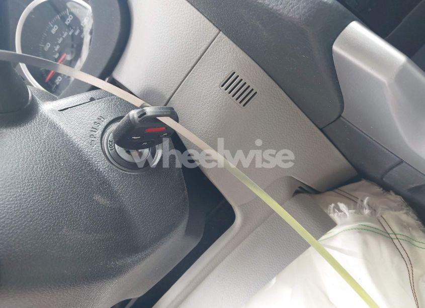 Photo 11 of 2018 Subaru Forester 2.5I PREMIUM (VIN JF2SJAECXJH411263)